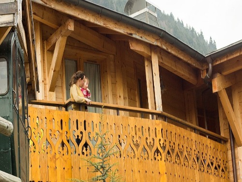 Slide6 - Chalet 1093