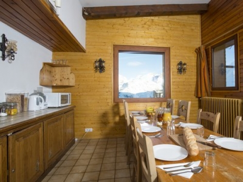 Chalet 820 - Slide 4