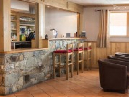 Ski Lodge Aigle - Slide 3