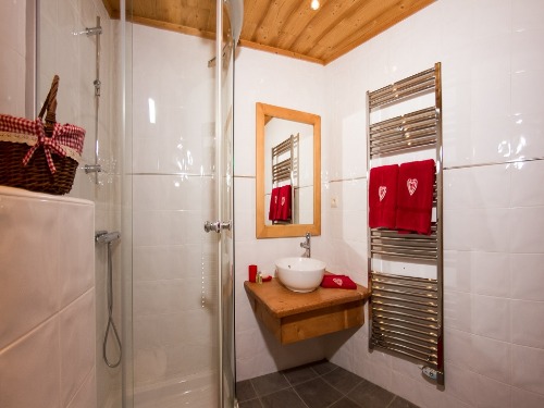 Chalet 890 - Slide 7